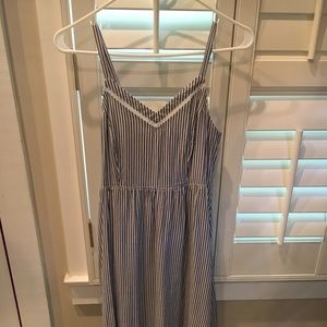 Old Navy gray-white striped midi dress
